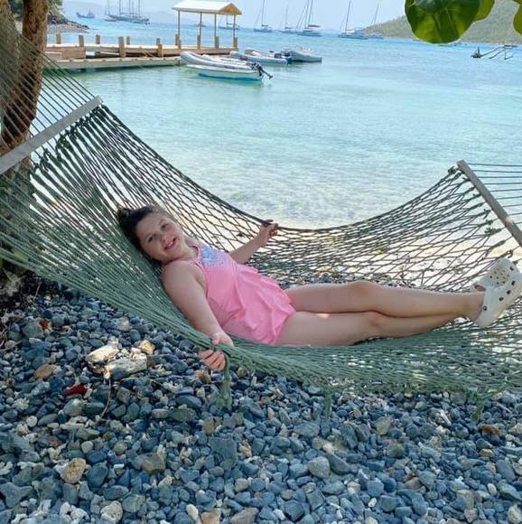 Meet your Posher, Ava - Picture 1 of 1